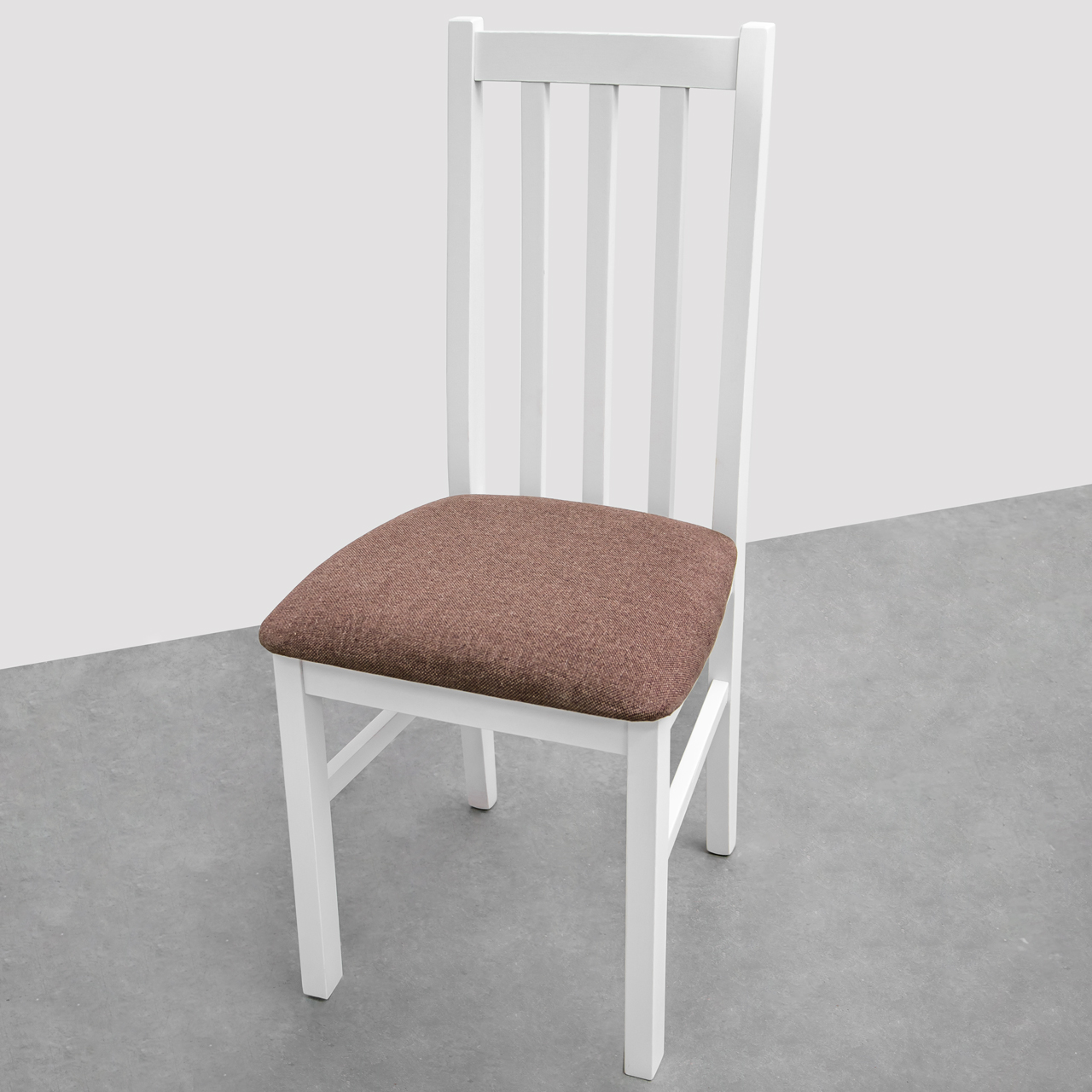 Białe krzesło tapicerowane DK9 z brązową tkaniną (6)